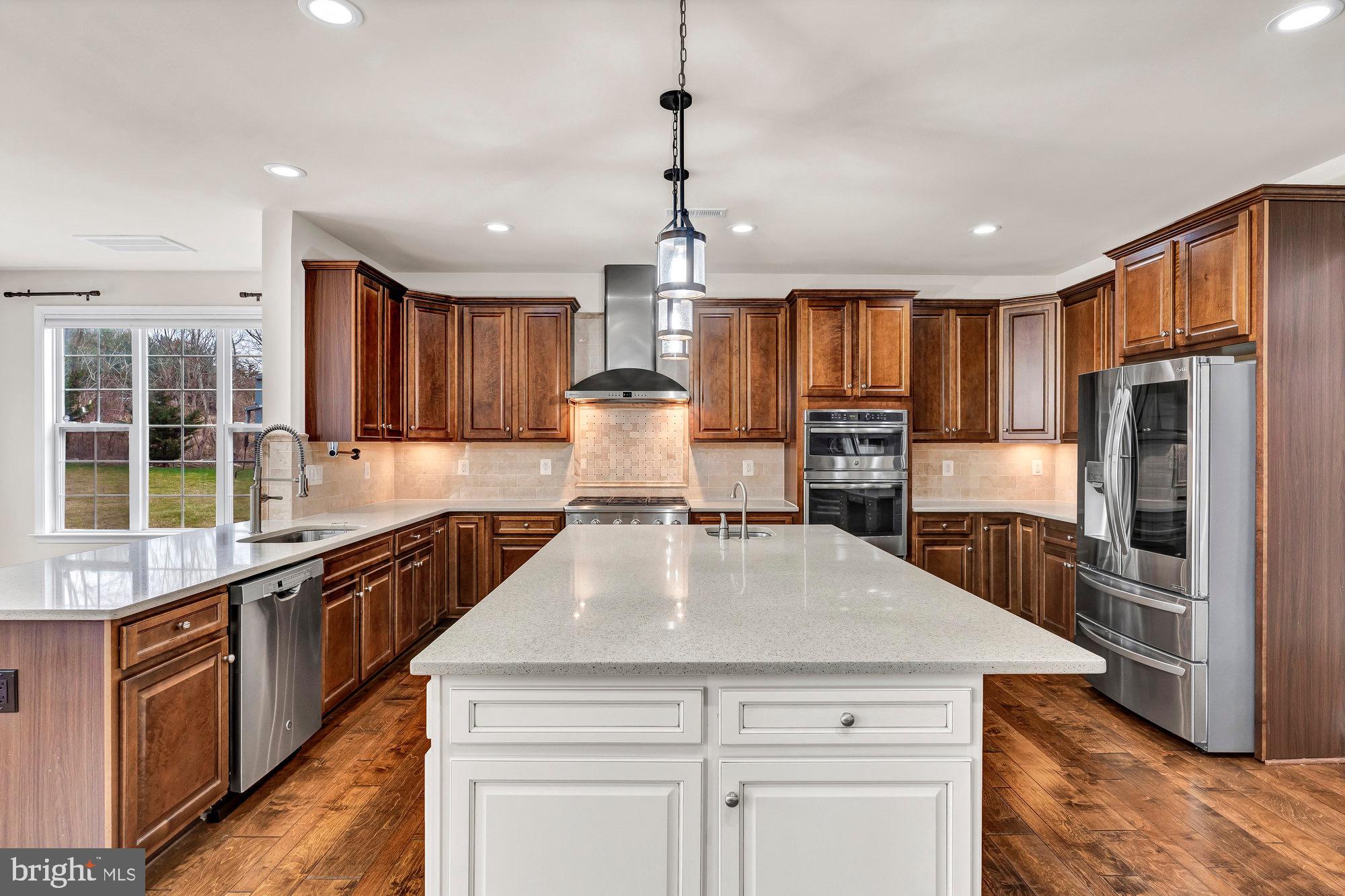 DOMINION VALLEY HUNT - Residential