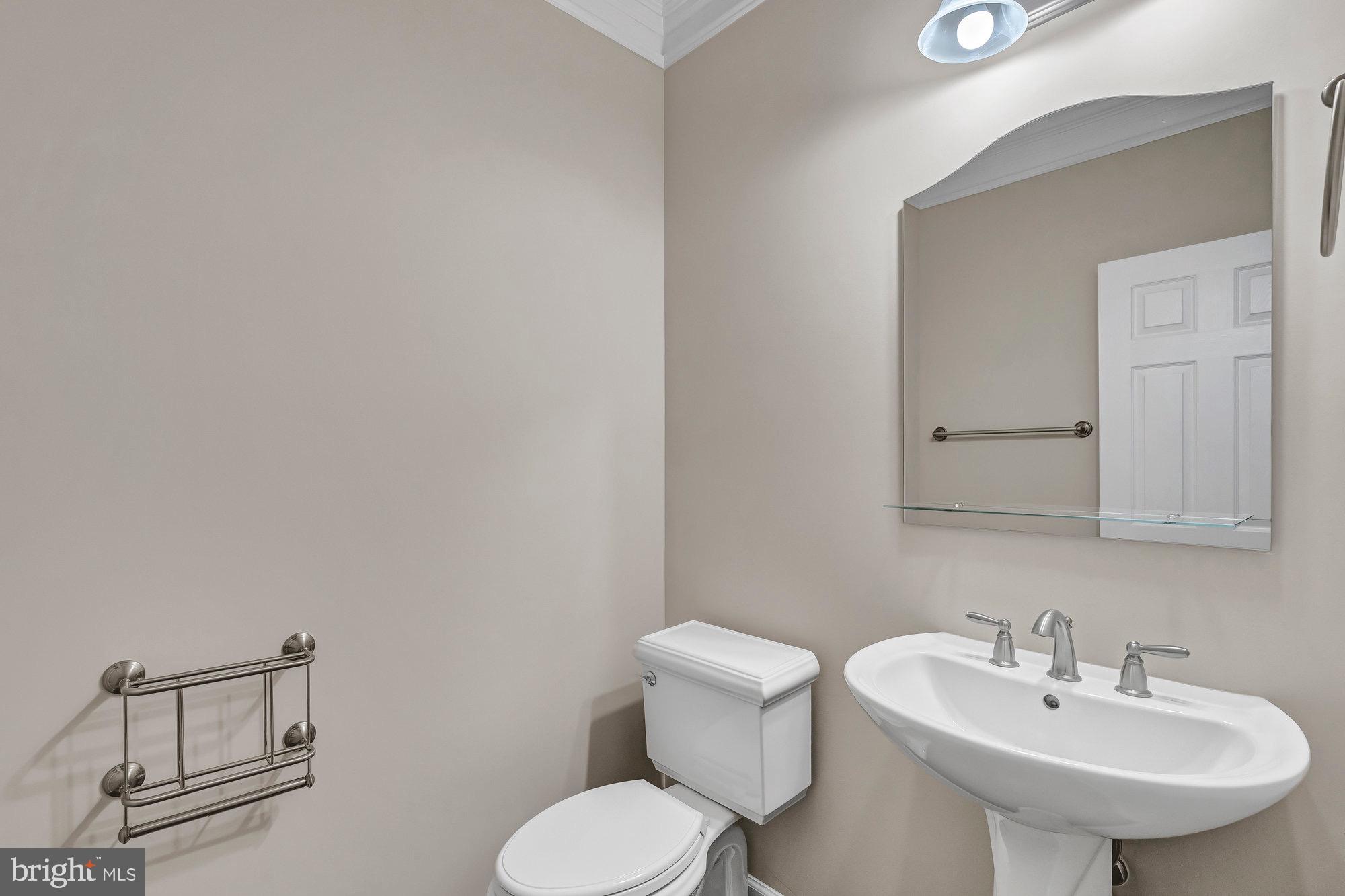 DOMINION VALLEY HUNT - Residential