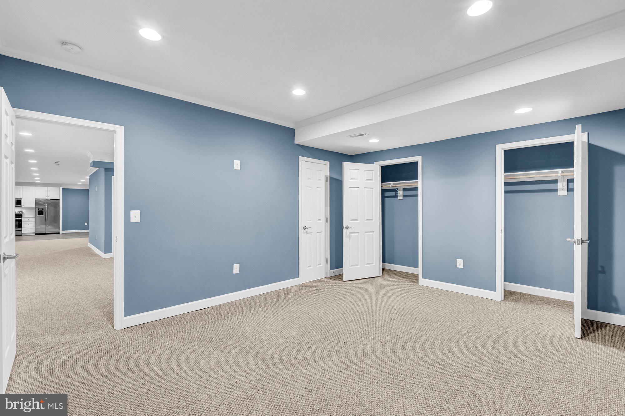 DOMINION VALLEY HUNT - Residential