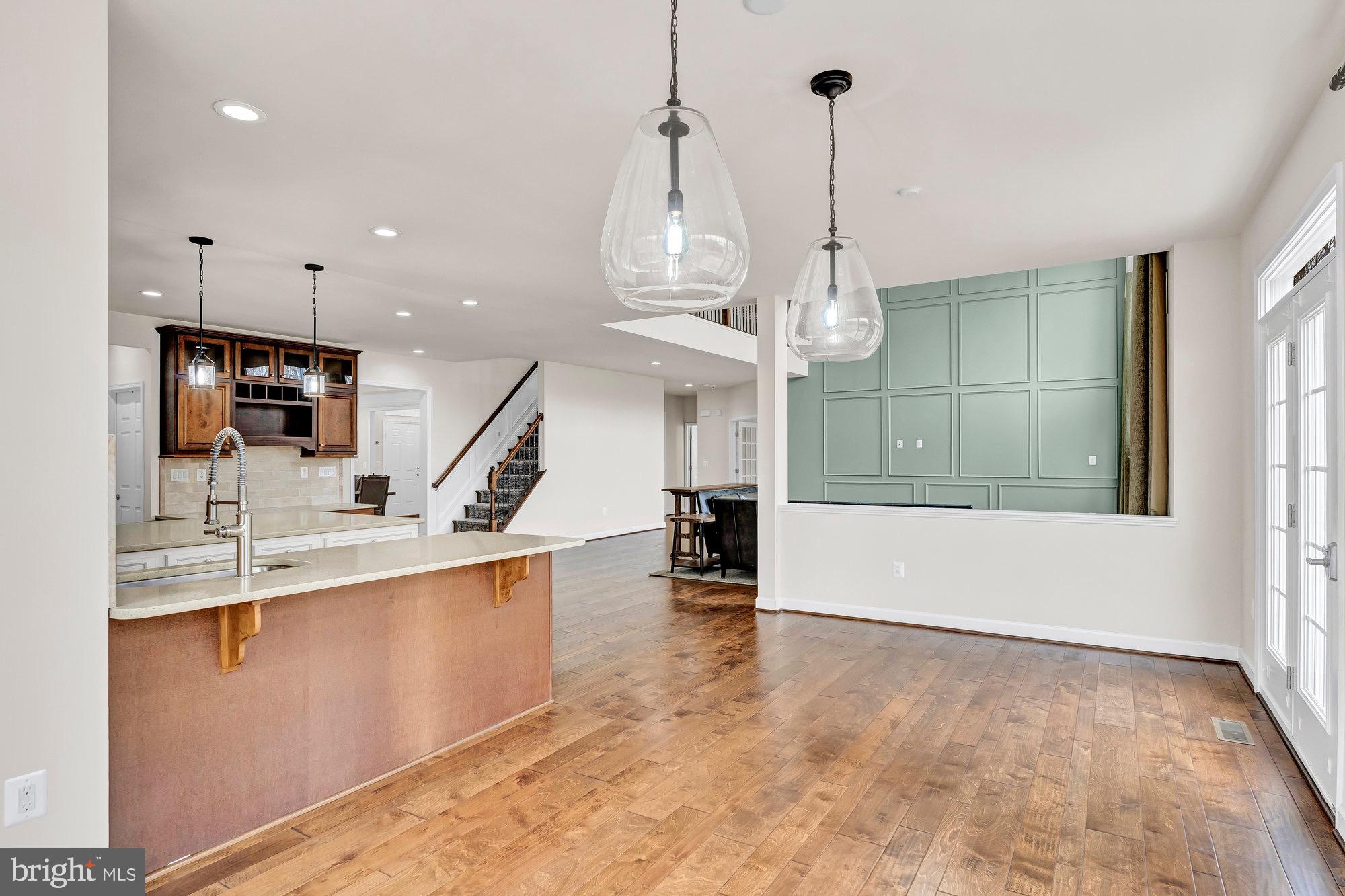 DOMINION VALLEY HUNT - Residential