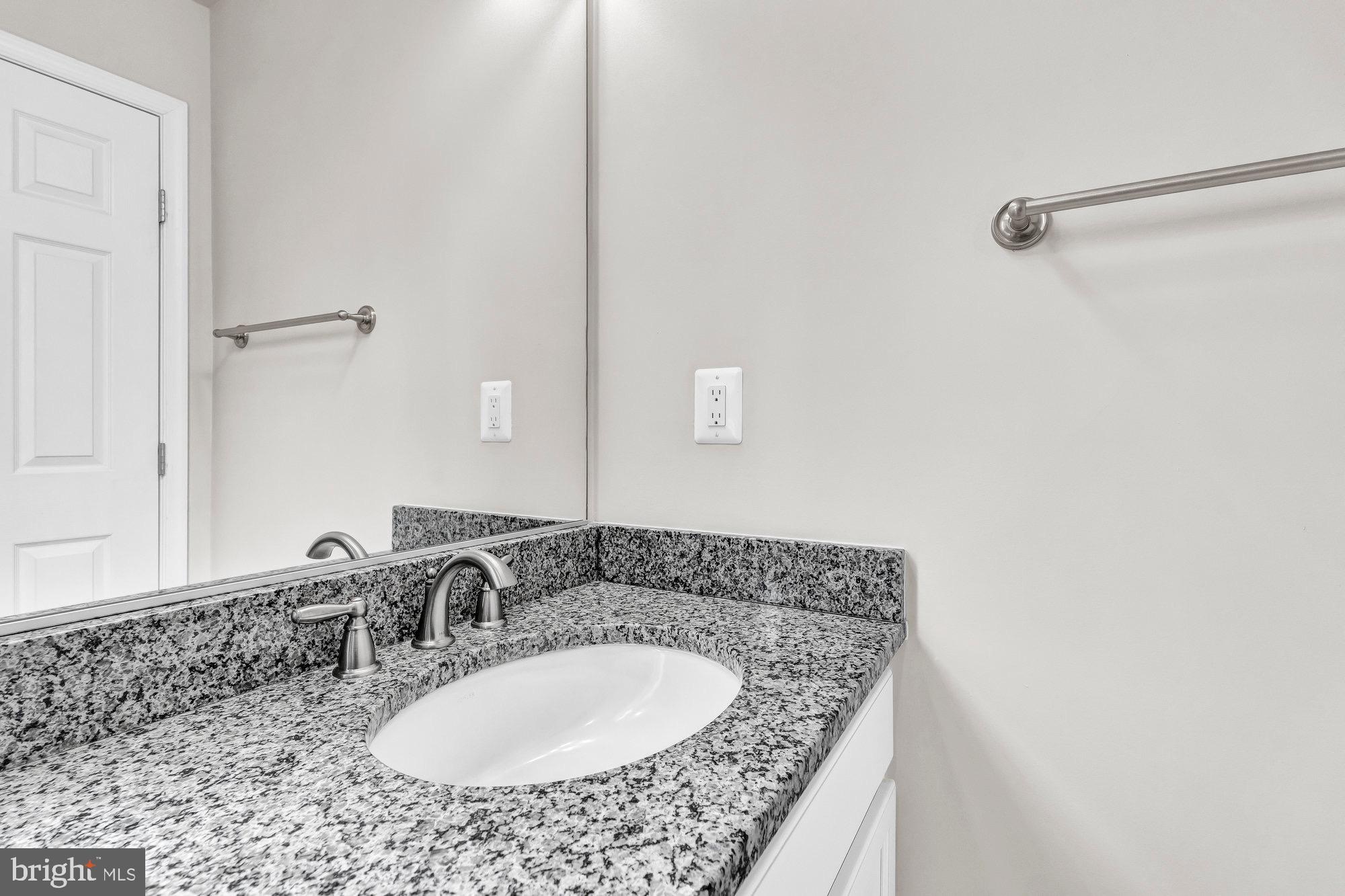 DOMINION VALLEY HUNT - Residential