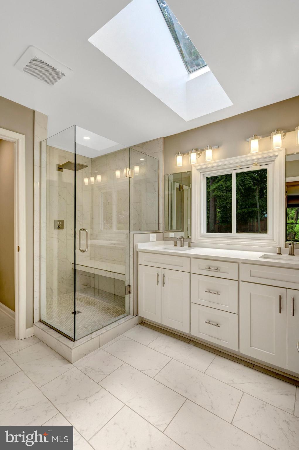 LANGLEY OAKS - Residential