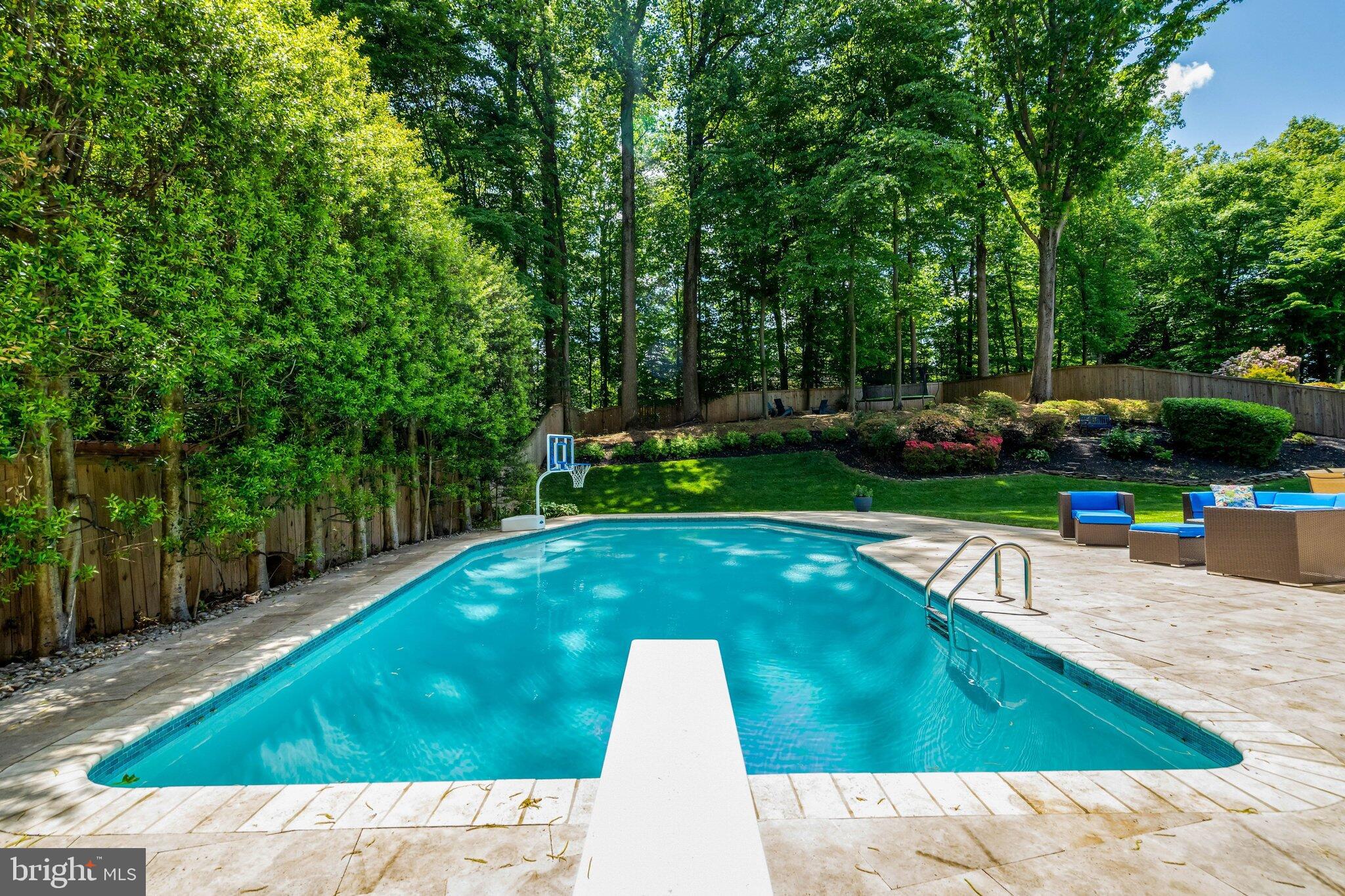 LANGLEY OAKS - Residential