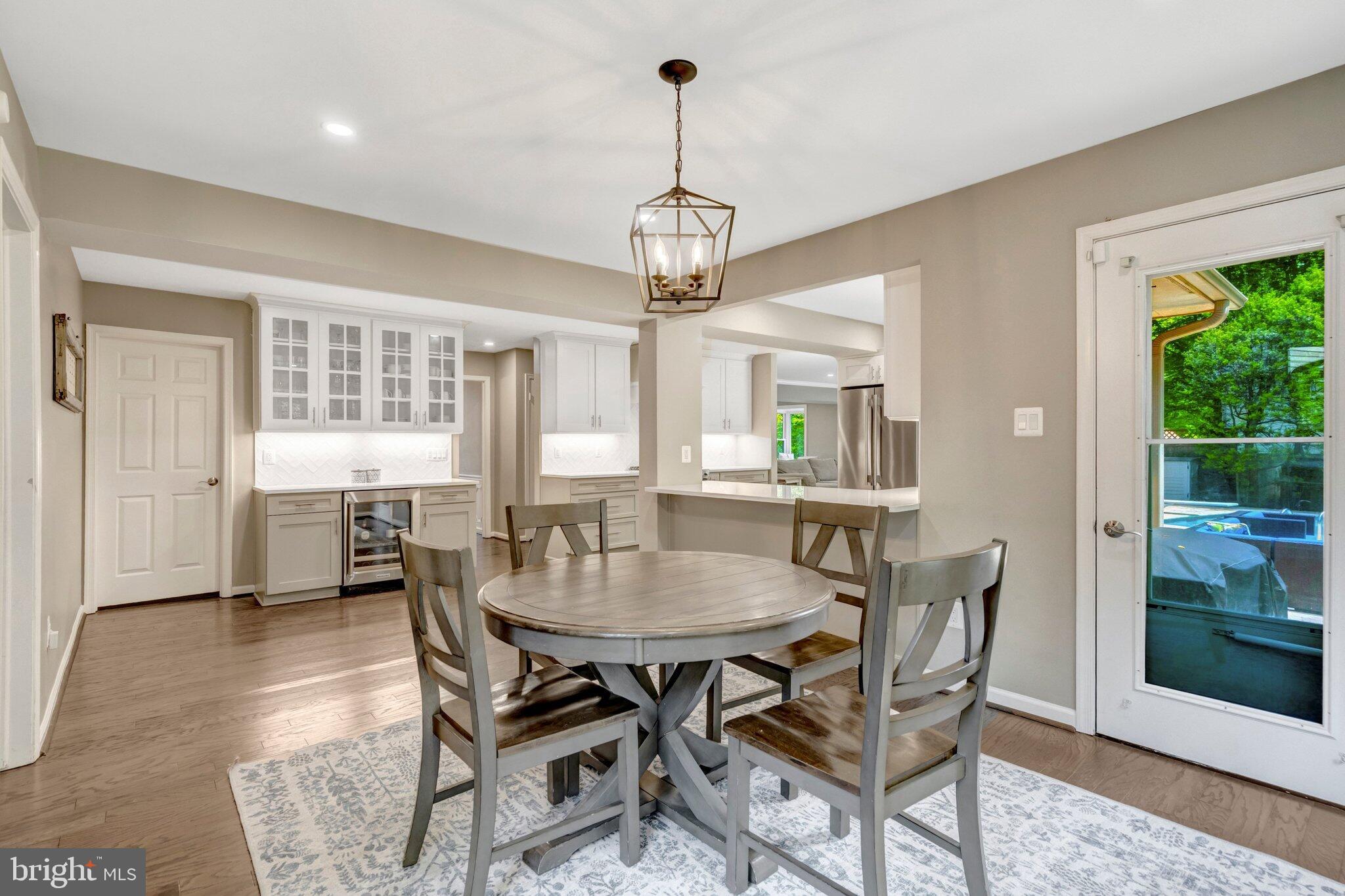 LANGLEY OAKS - Residential