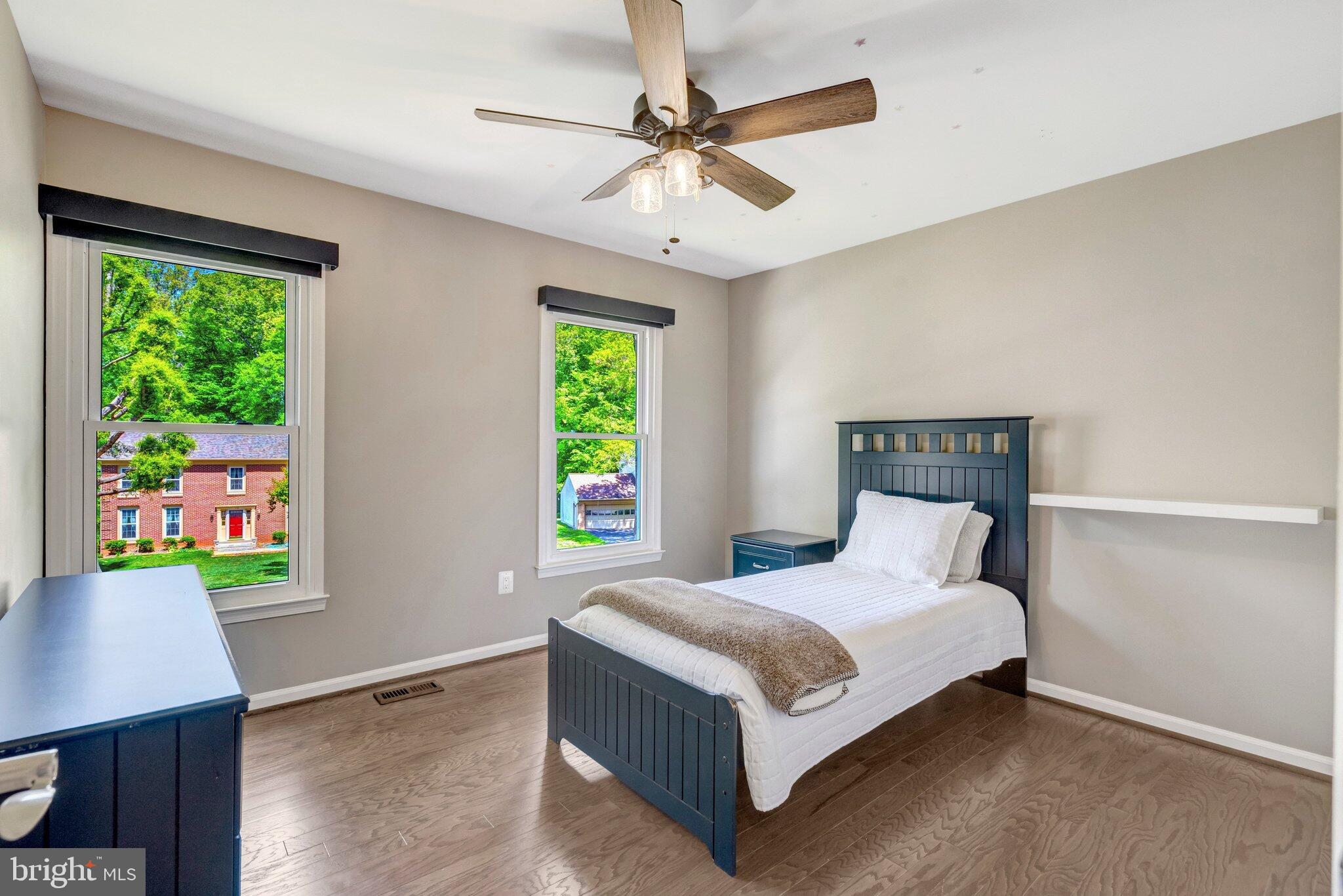 LANGLEY OAKS - Residential