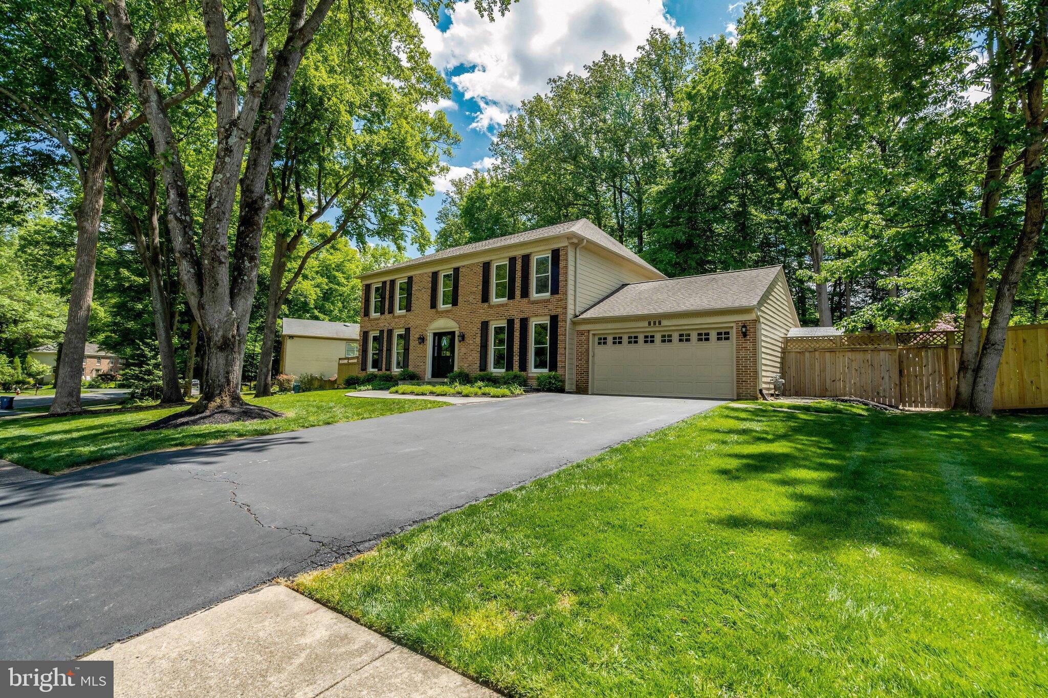 LANGLEY OAKS - Residential