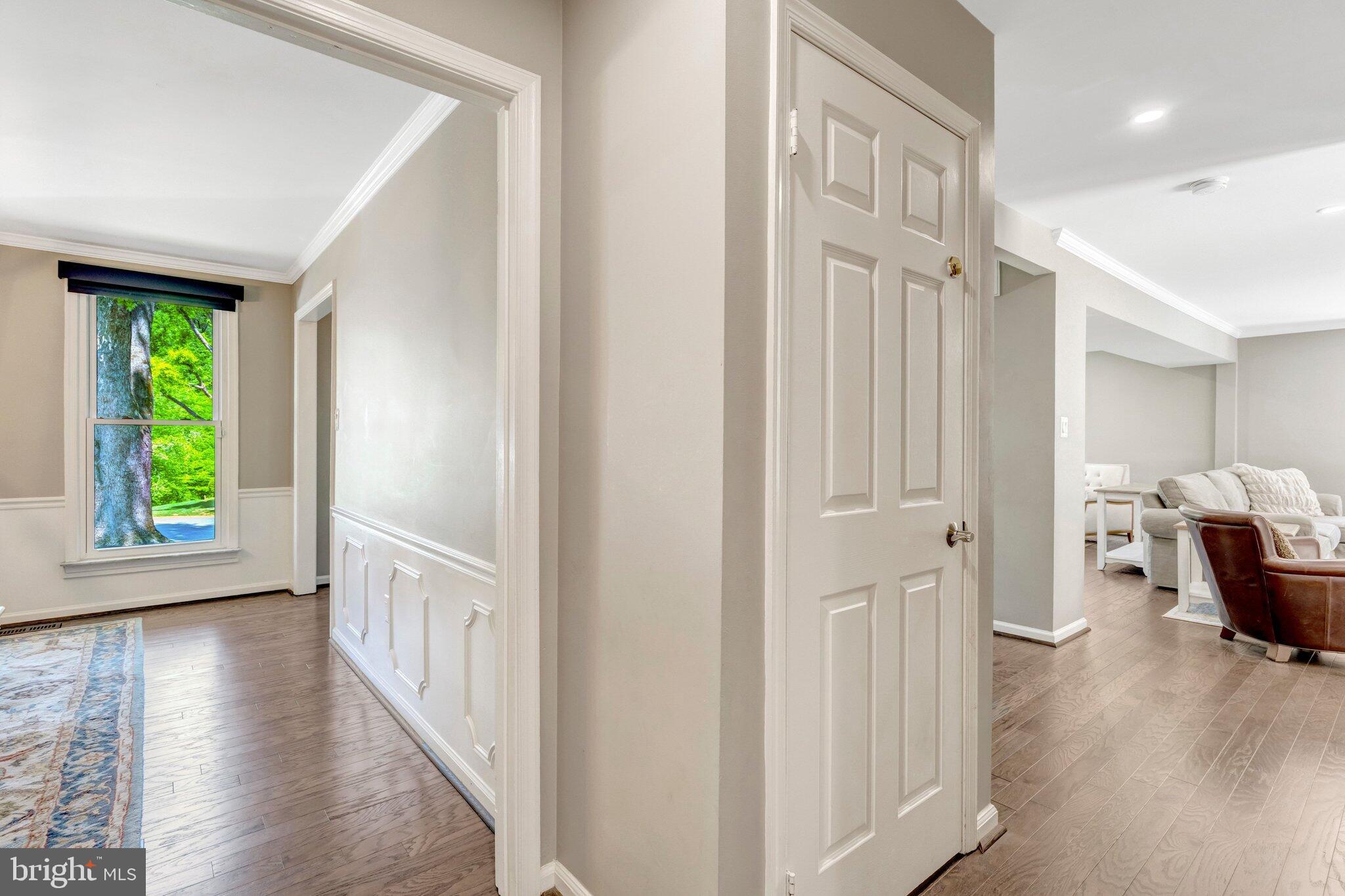 LANGLEY OAKS - Residential