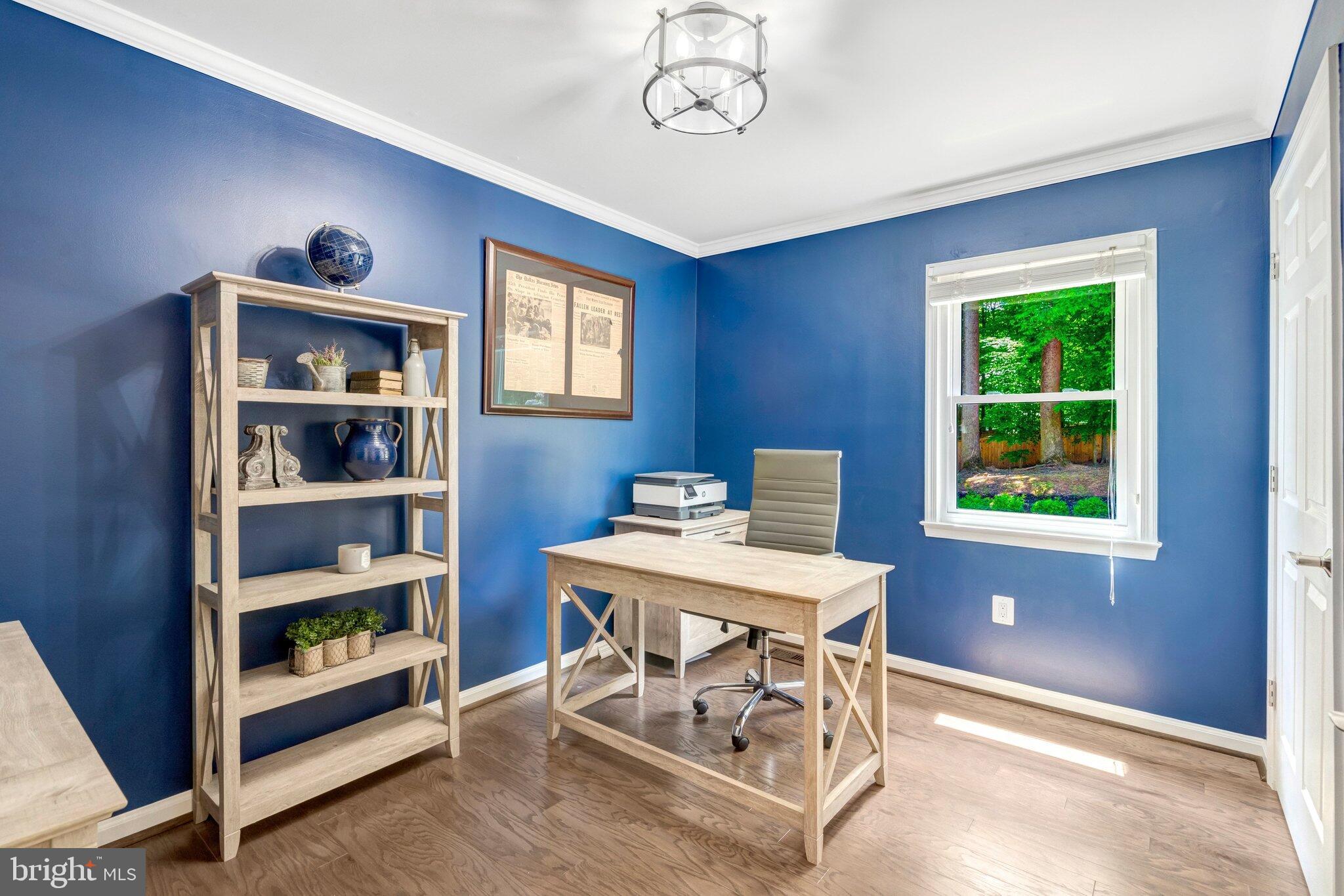 LANGLEY OAKS - Residential