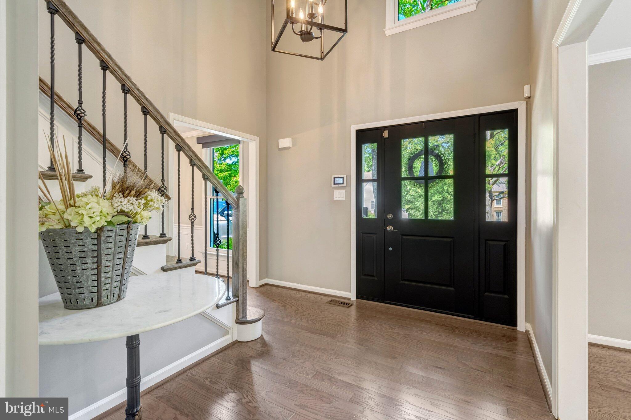 LANGLEY OAKS - Residential