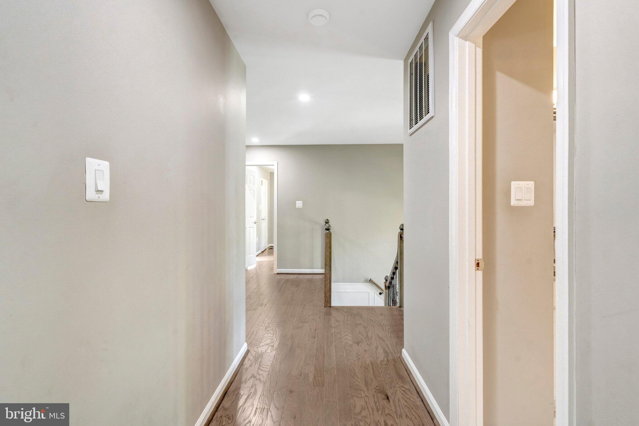 LANGLEY OAKS - Residential