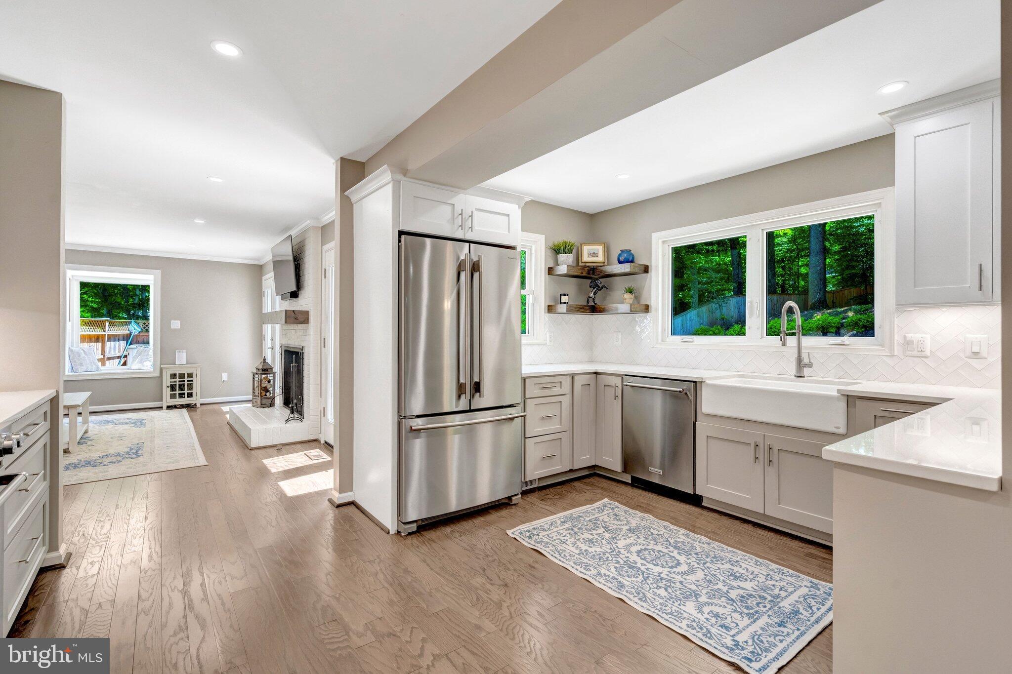 LANGLEY OAKS - Residential