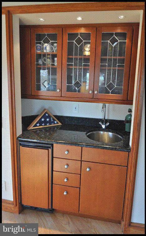 FISHING CREEK FARM - Residential