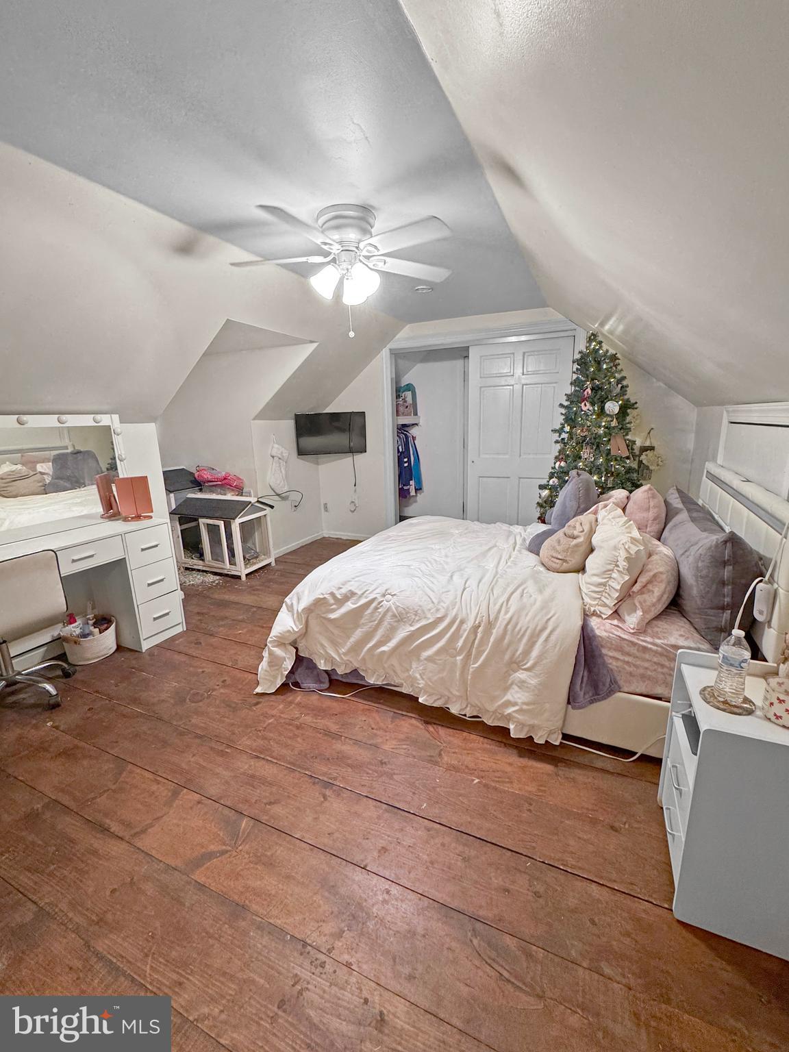 BRIGHTON MANOR - Residential