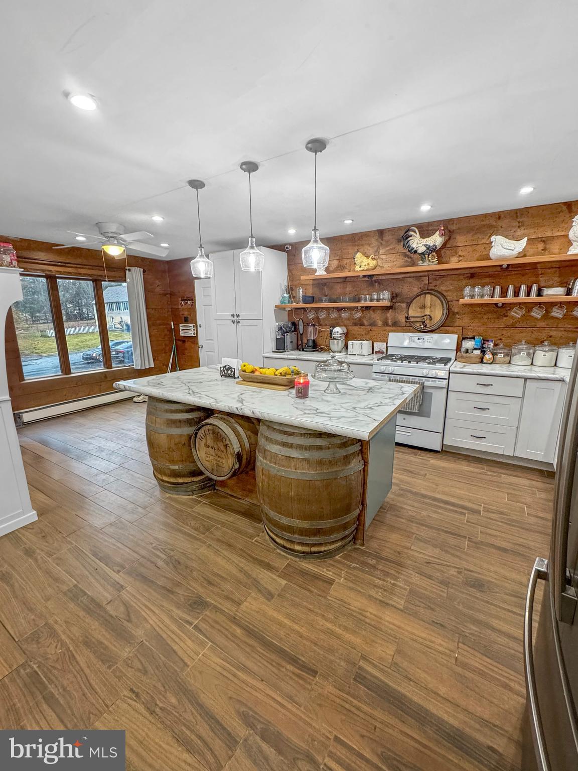 BRIGHTON MANOR - Residential