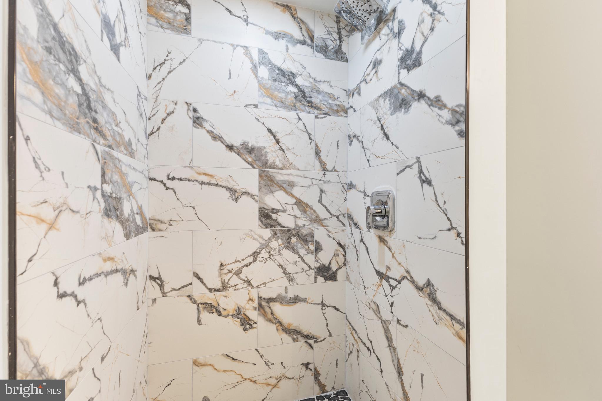 FAIRLAND GARDENS - Residential