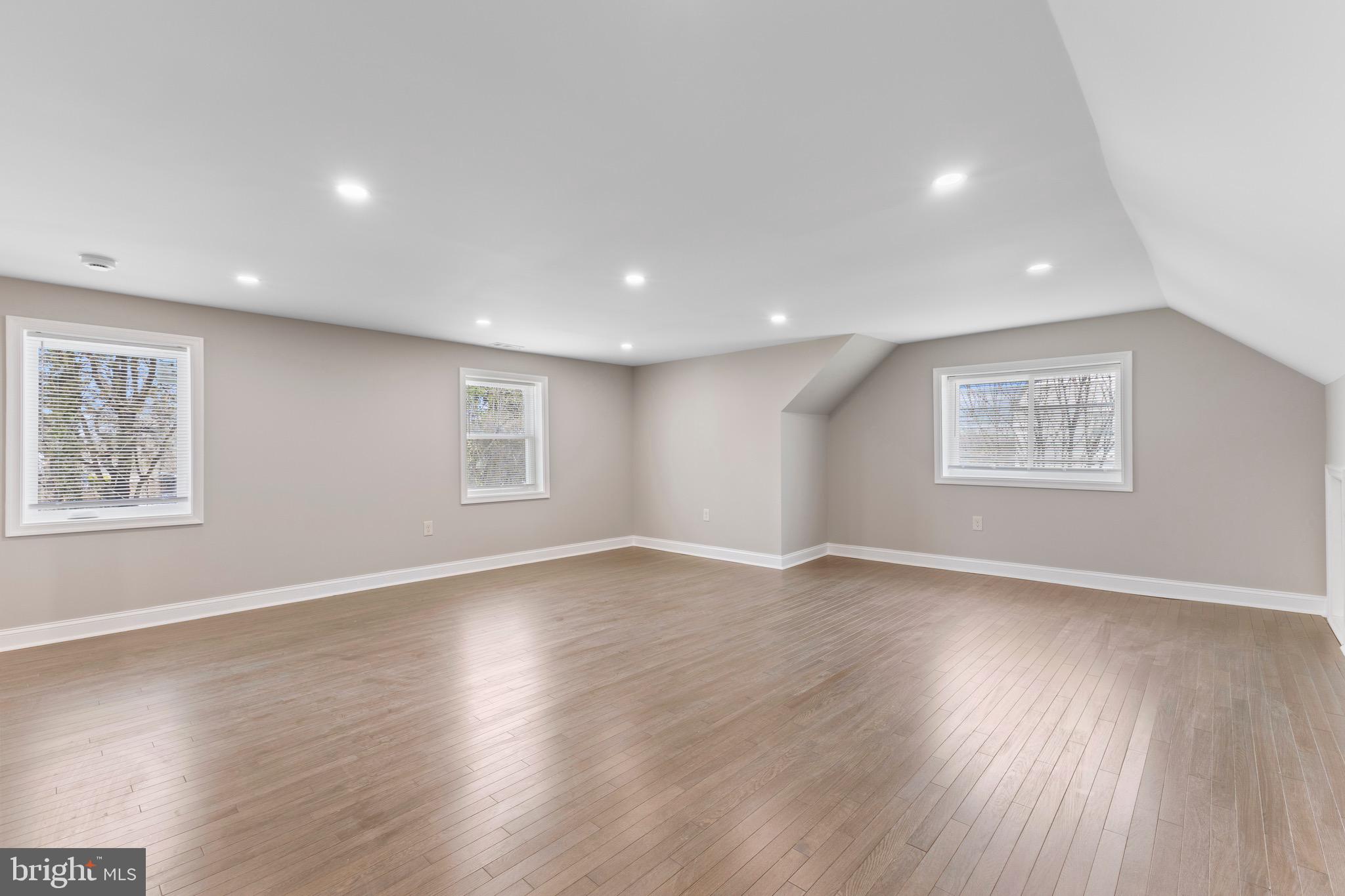 FAIRLAND GARDENS - Residential