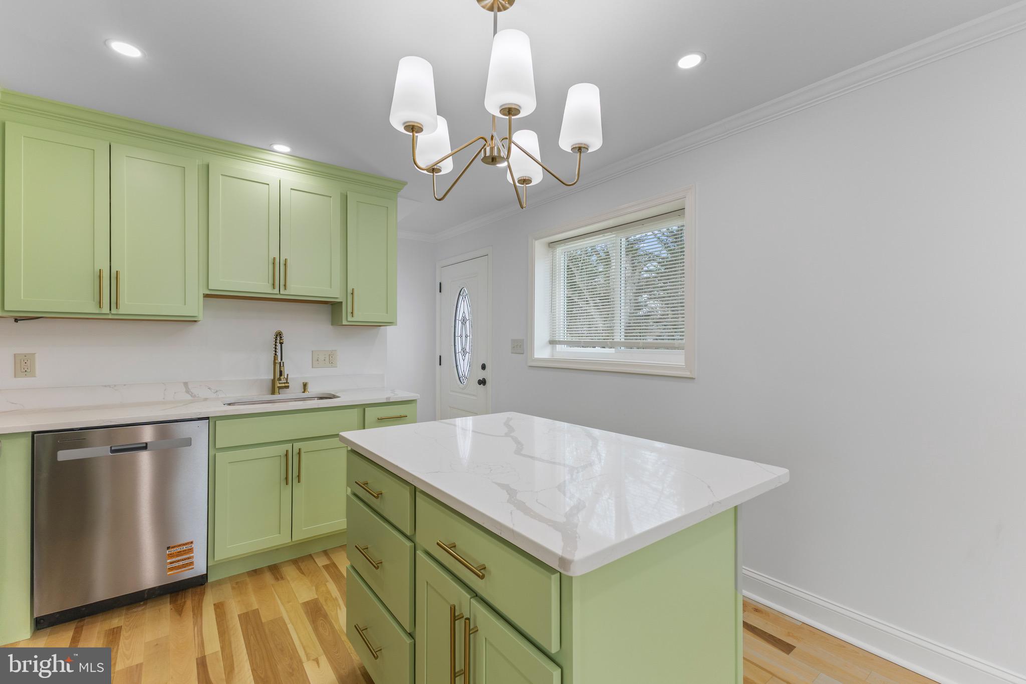 FAIRLAND GARDENS - Residential