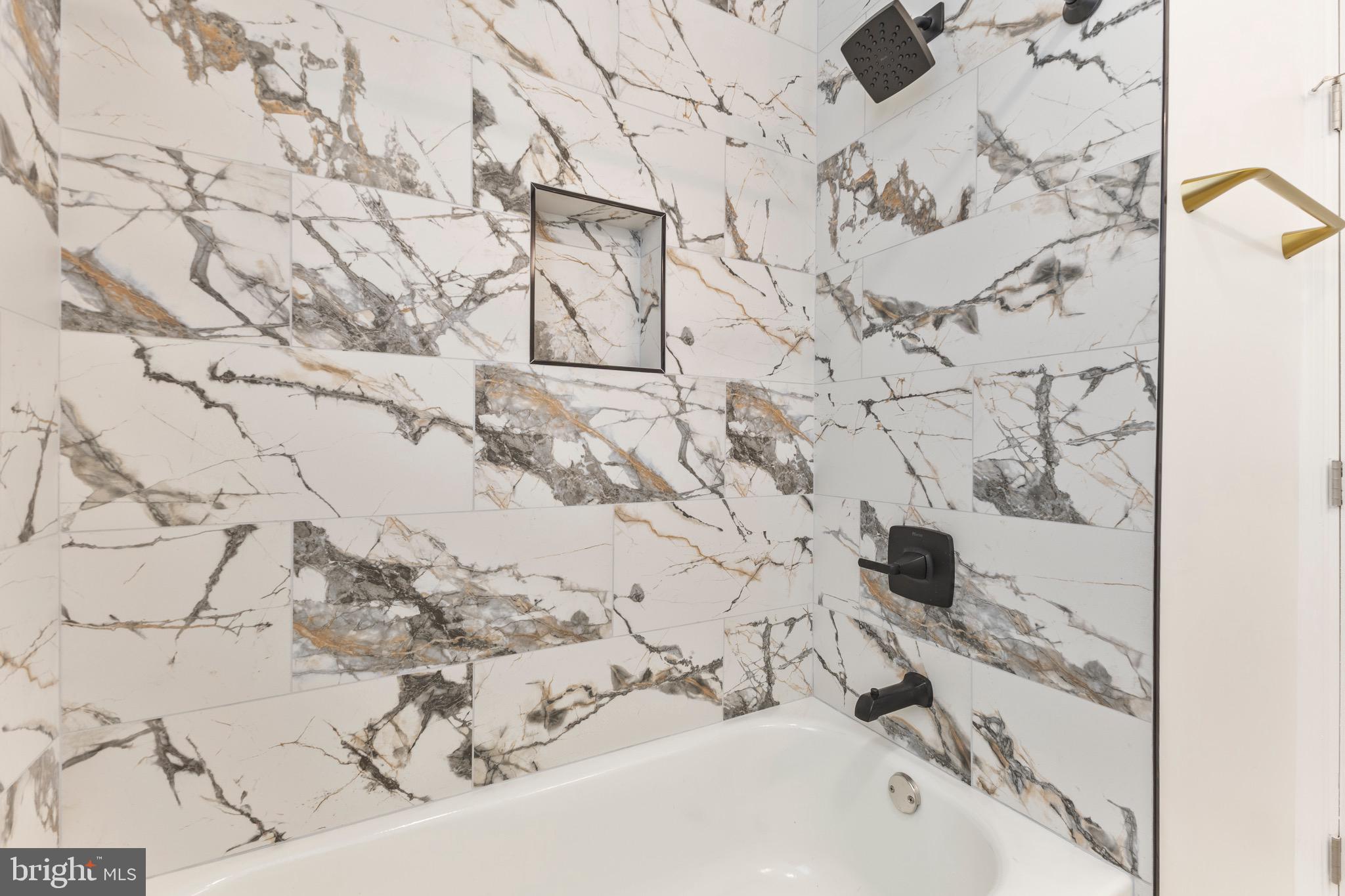 FAIRLAND GARDENS - Residential