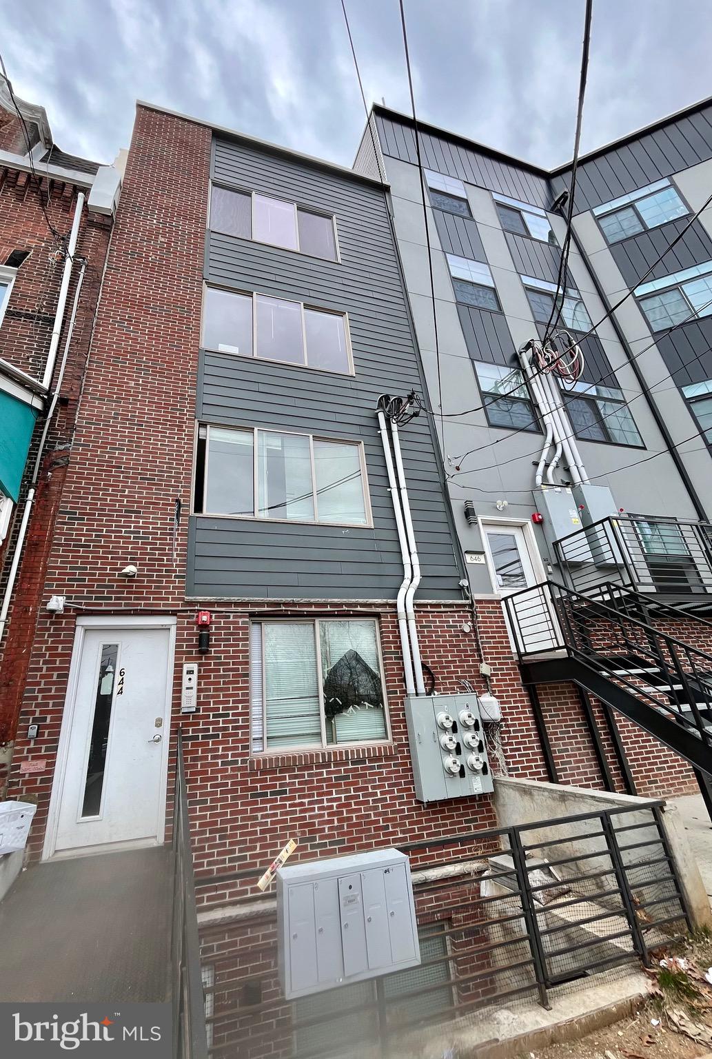 644 N 32ND STREET