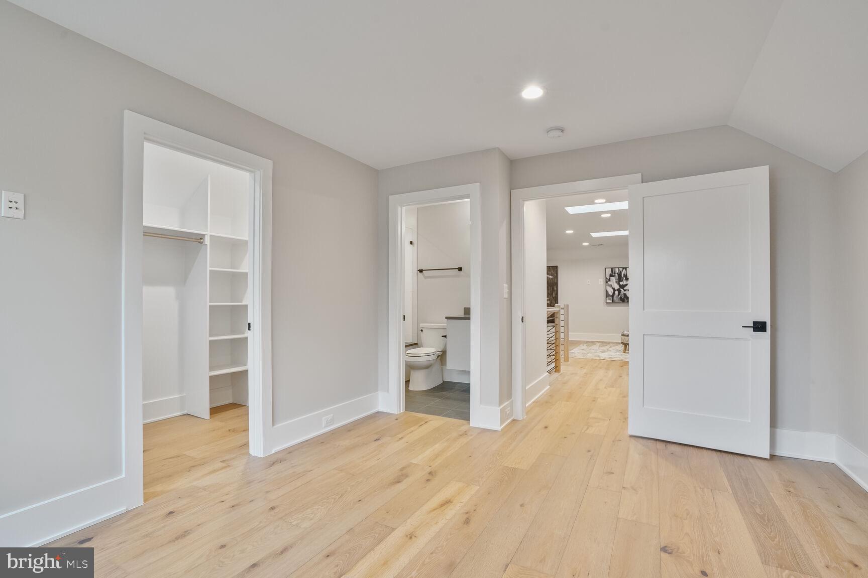 VIRGINIA FOREST - Residential