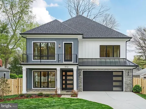 512 S Spring Street, Falls Church, VA 22046 - #: VAFA2002874