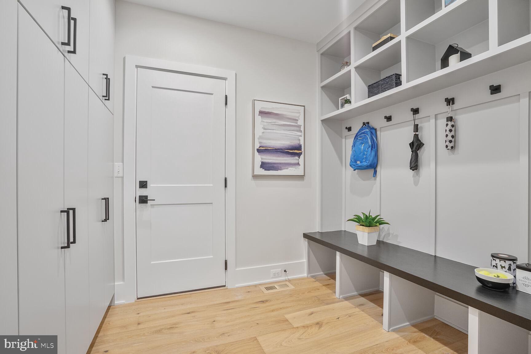 VIRGINIA FOREST - Residential