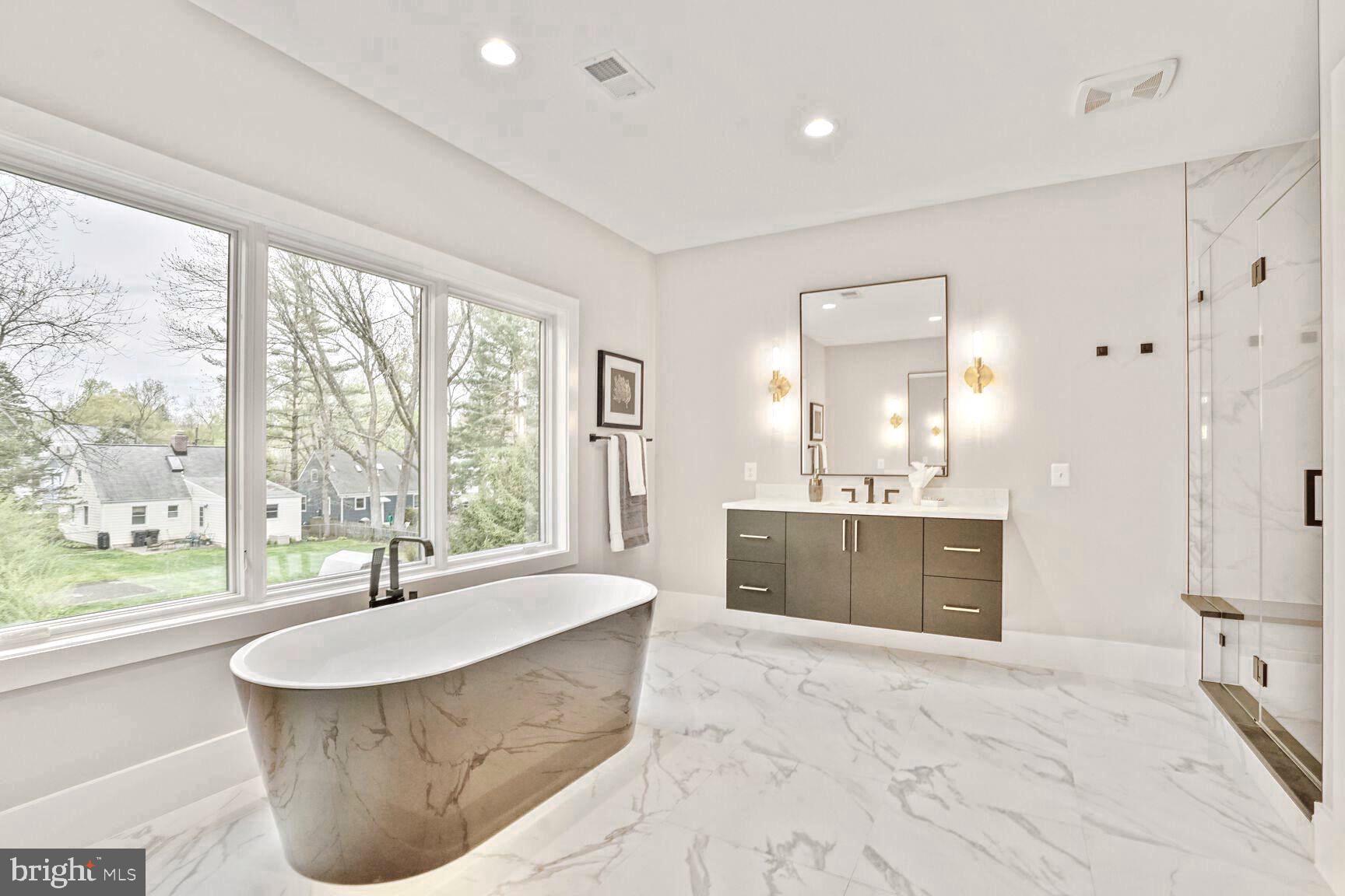 VIRGINIA FOREST - Residential