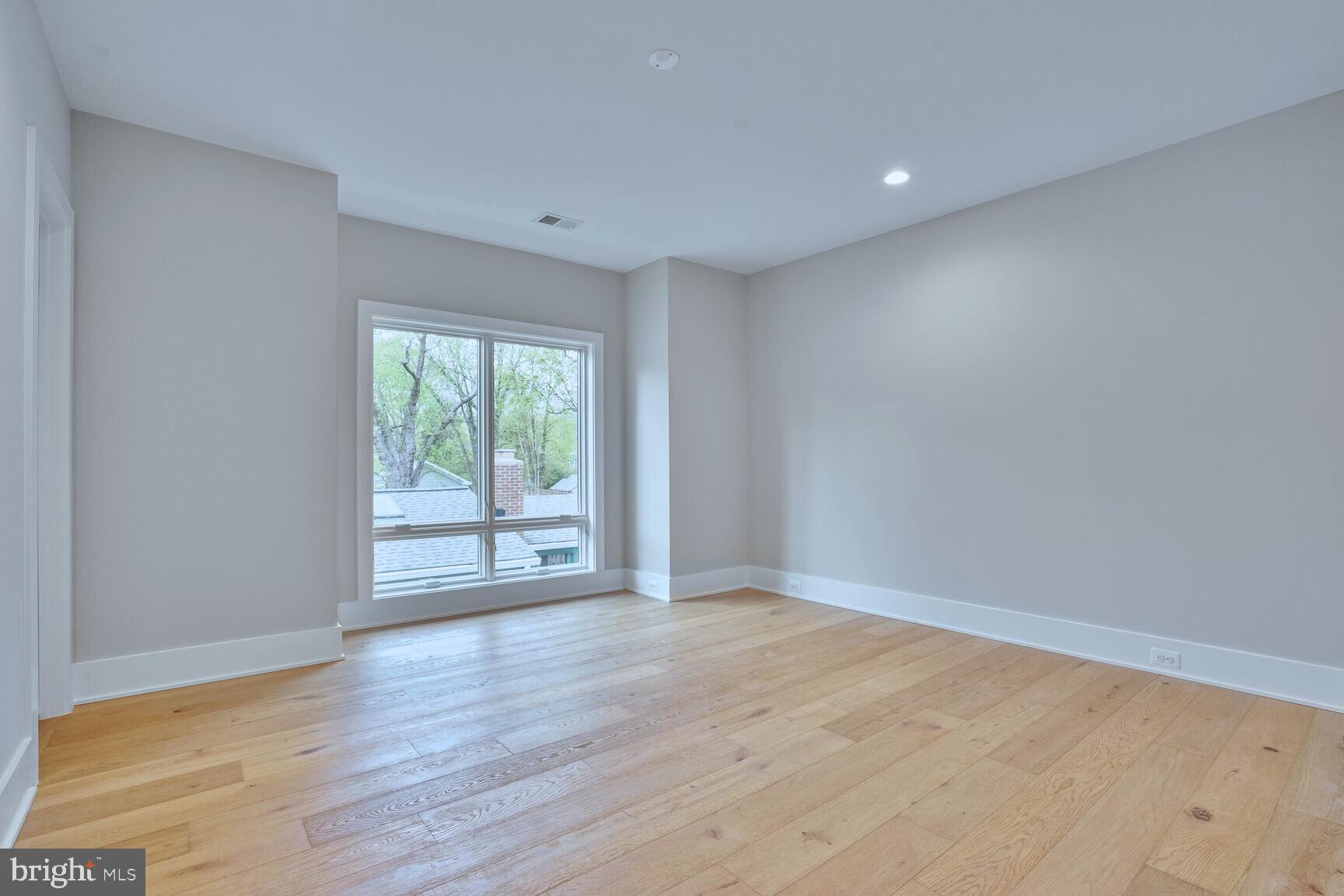 VIRGINIA FOREST - Residential