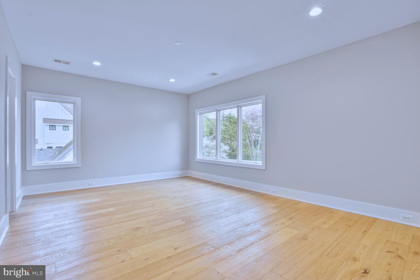 VIRGINIA FOREST - Residential