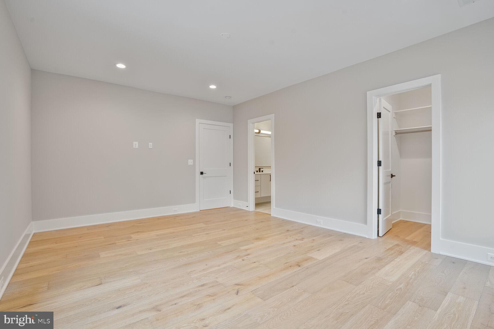 VIRGINIA FOREST - Residential