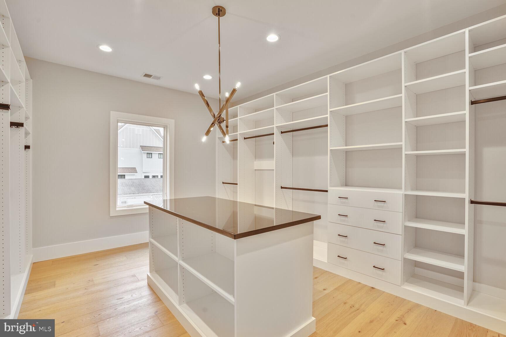 VIRGINIA FOREST - Residential