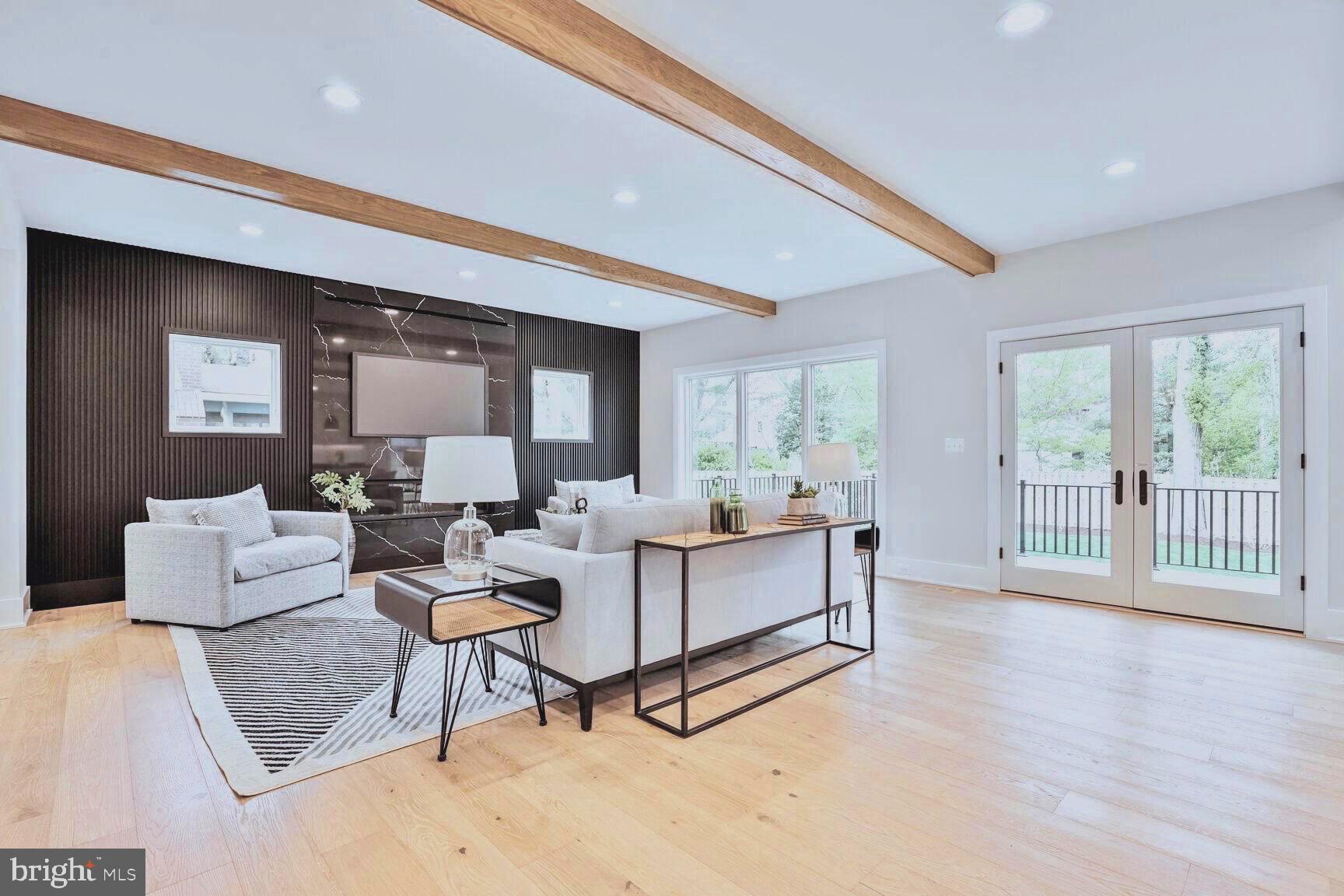 VIRGINIA FOREST - Residential