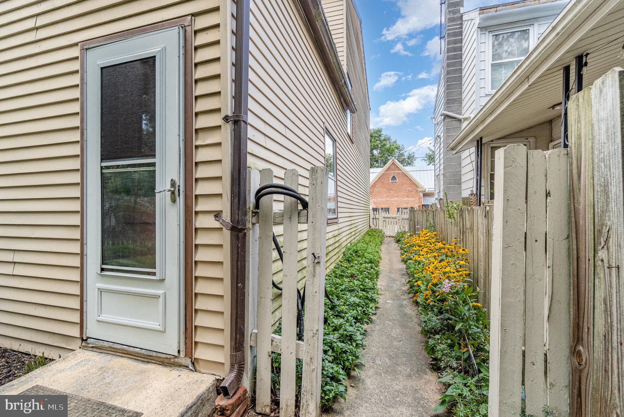 CHURCHTOWN - Residential