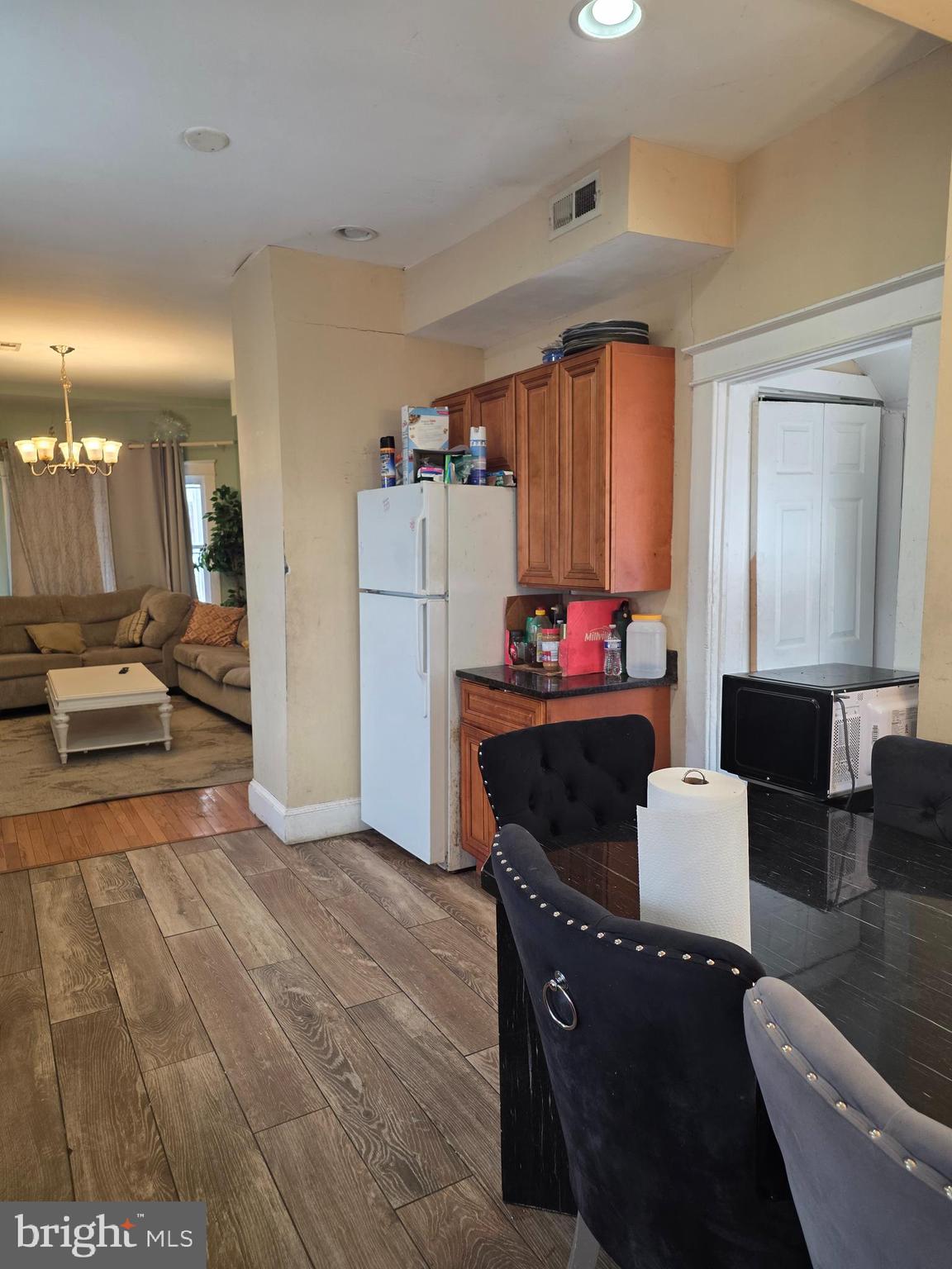 CARMODY HILLS - Residential