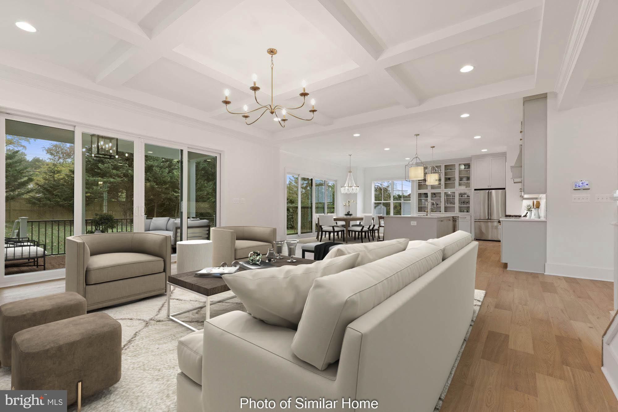 LYON VILLAGE - Residential