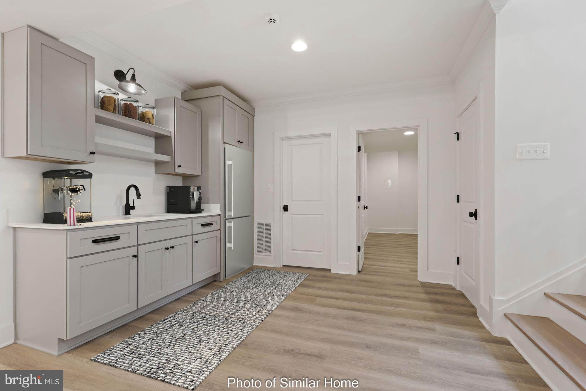 LYON VILLAGE - Residential