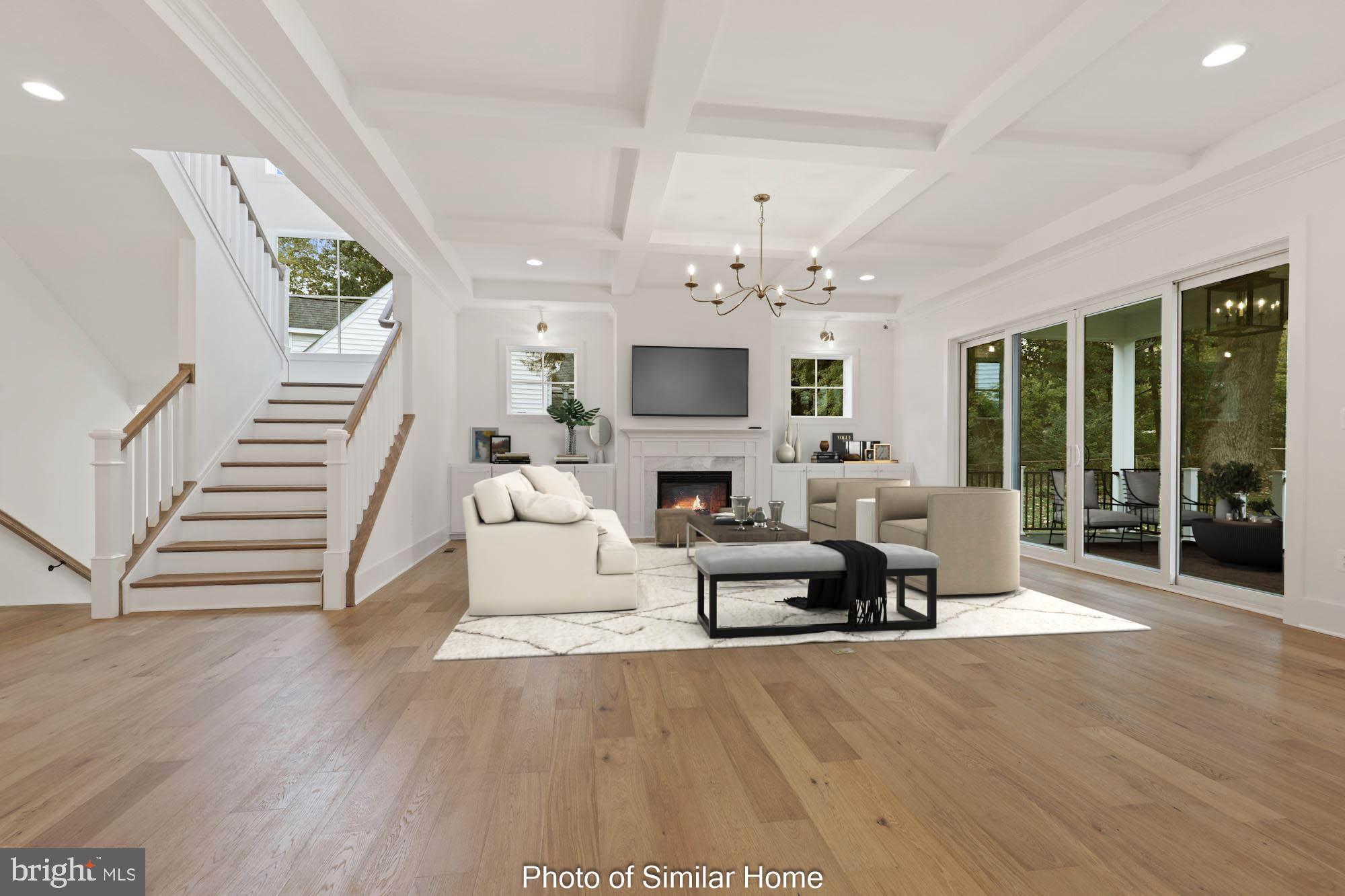 LYON VILLAGE - Residential