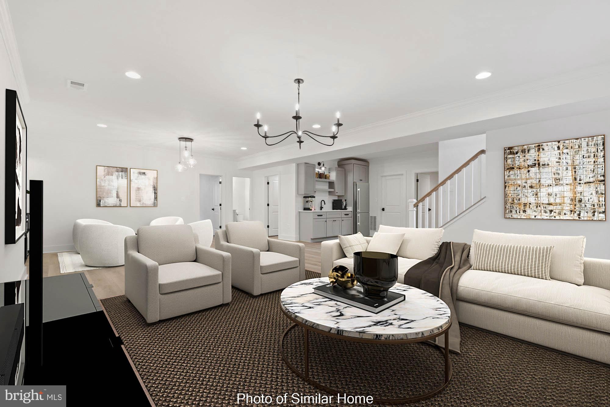 LYON VILLAGE - Residential