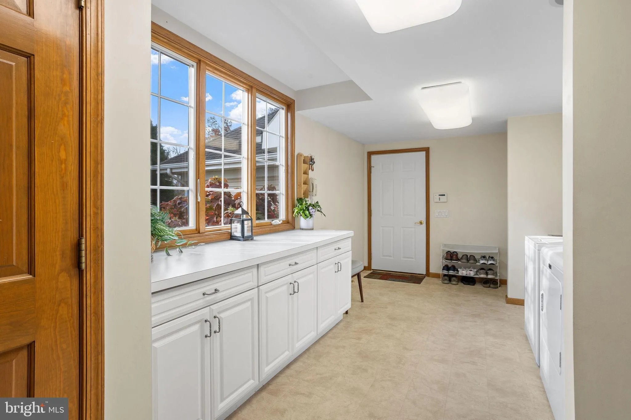 Chesterfield, New Jersey 08515, United States, 5 Bedrooms Bedrooms, ,5 BathroomsBathrooms,Residential,Contingent,246836