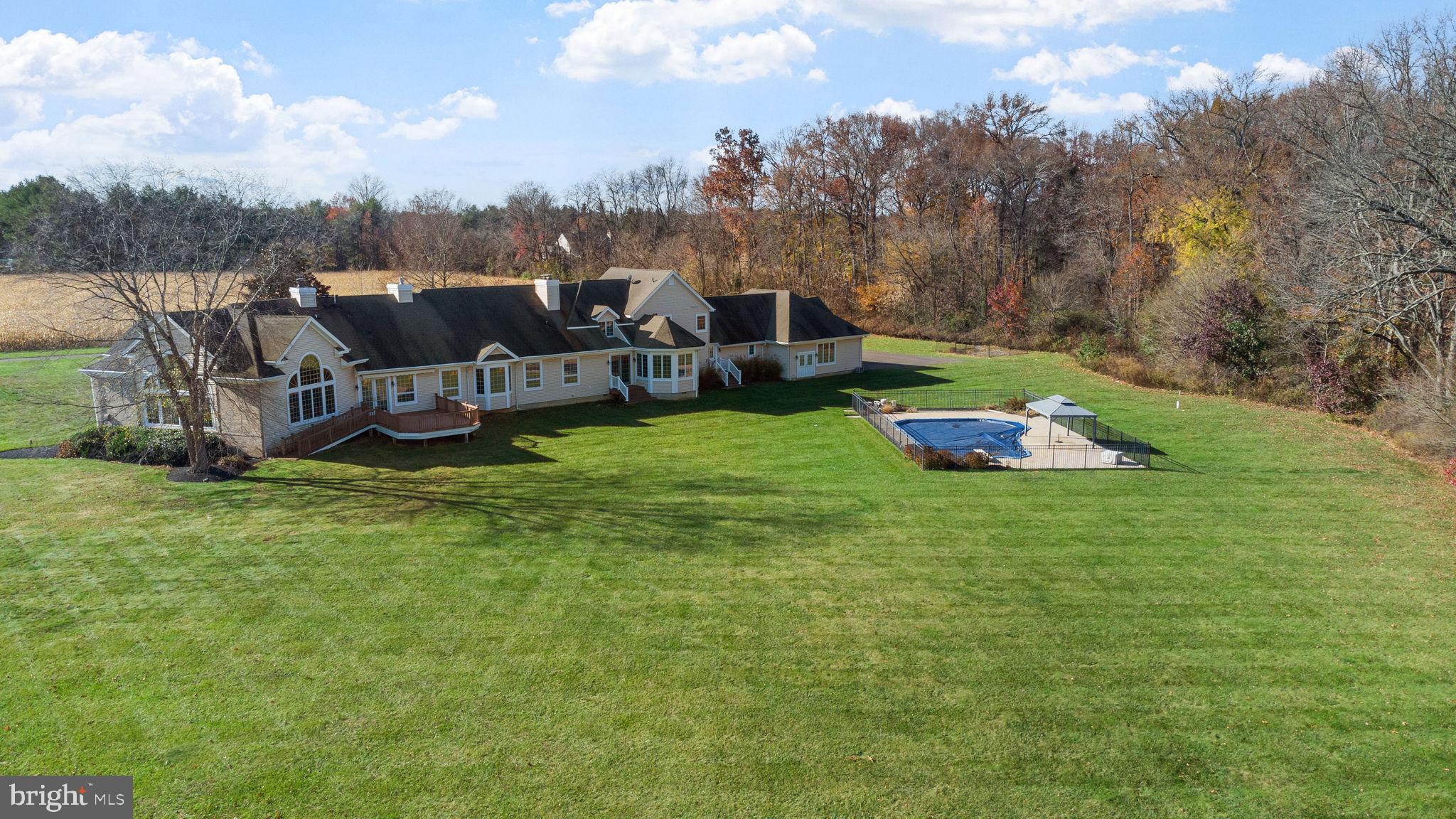 183 BORDENTOWN GEORGETOWN ROAD