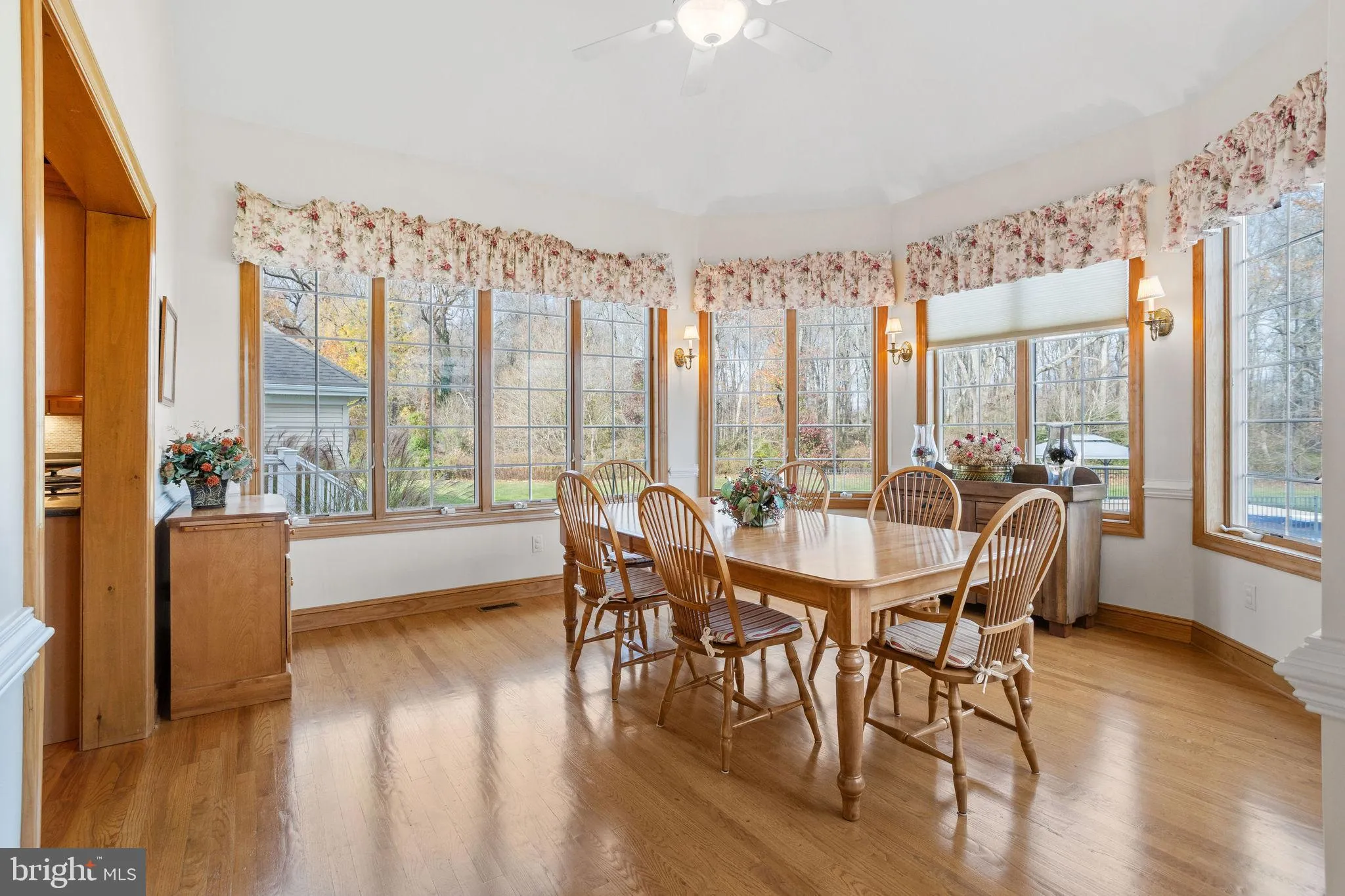 Chesterfield, New Jersey 08515, United States, 5 Bedrooms Bedrooms, ,5 BathroomsBathrooms,Residential,Contingent,246836