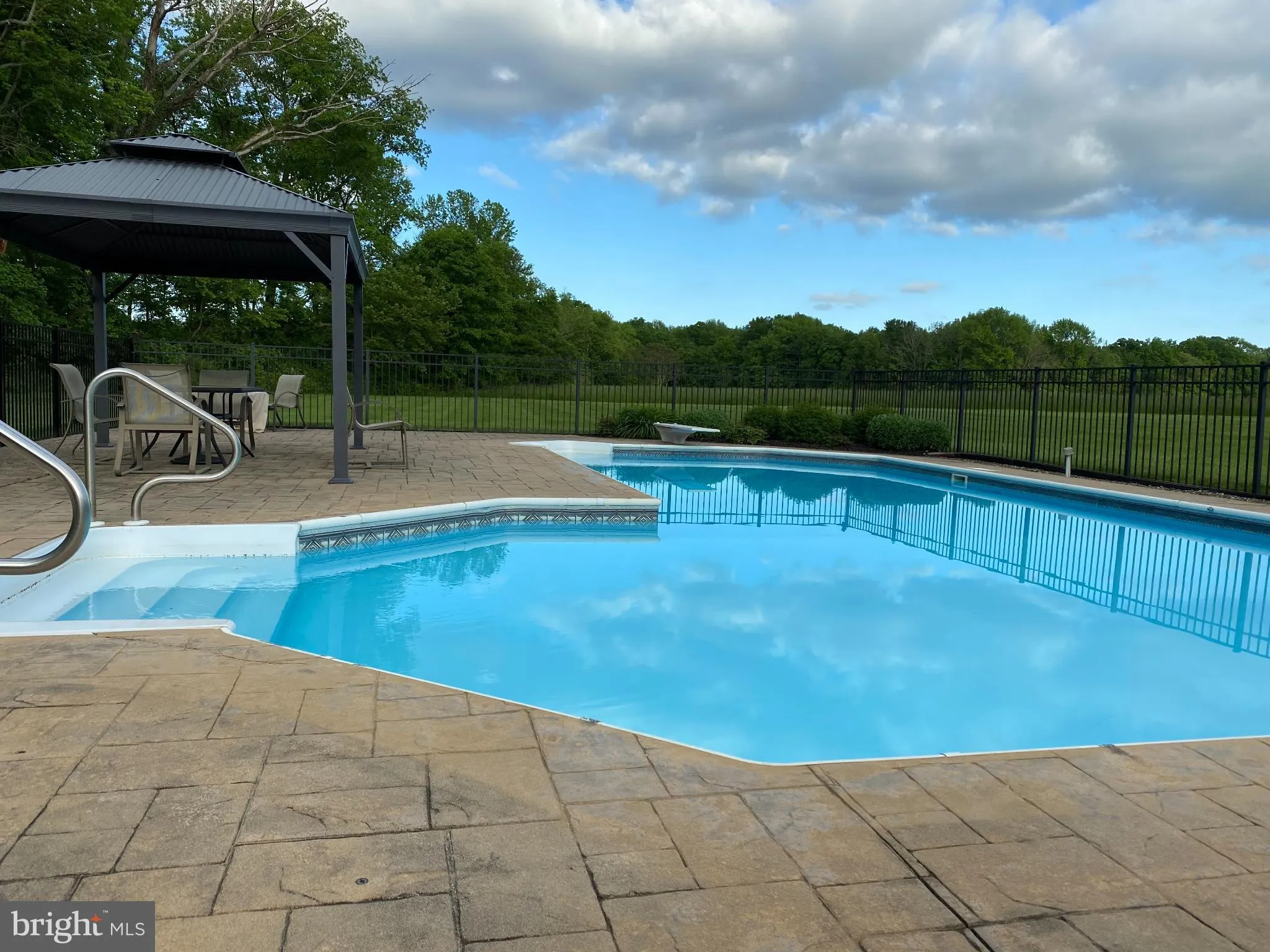 Chesterfield, New Jersey 08515, United States, 5 Bedrooms Bedrooms, ,5 BathroomsBathrooms,Residential,Contingent,246836