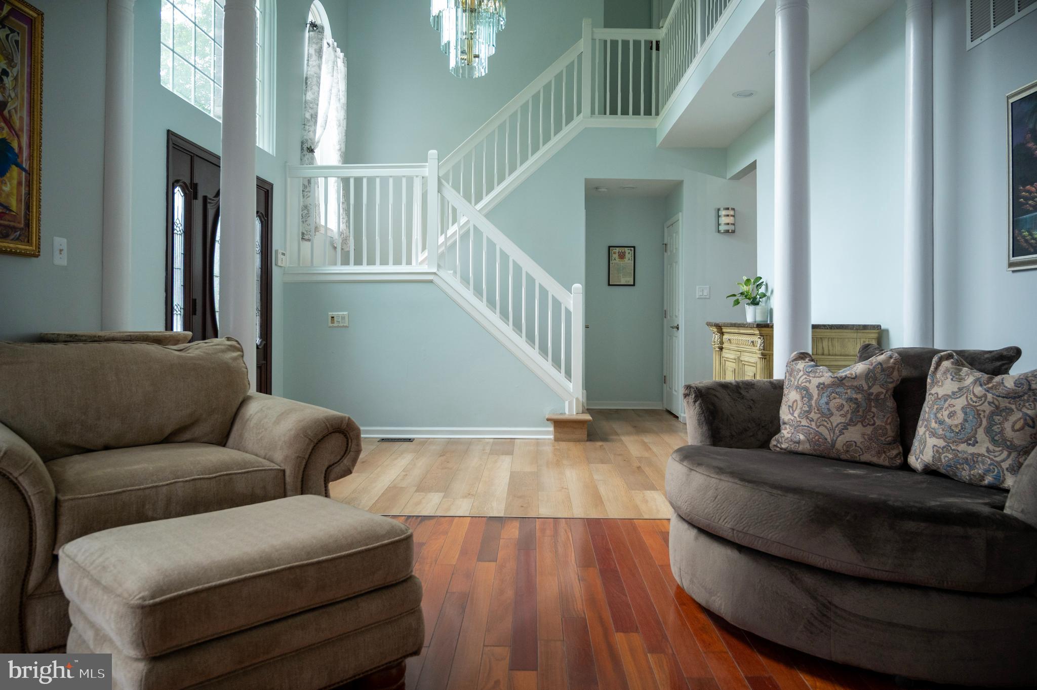 1411 WHISPERING WOODS COURT