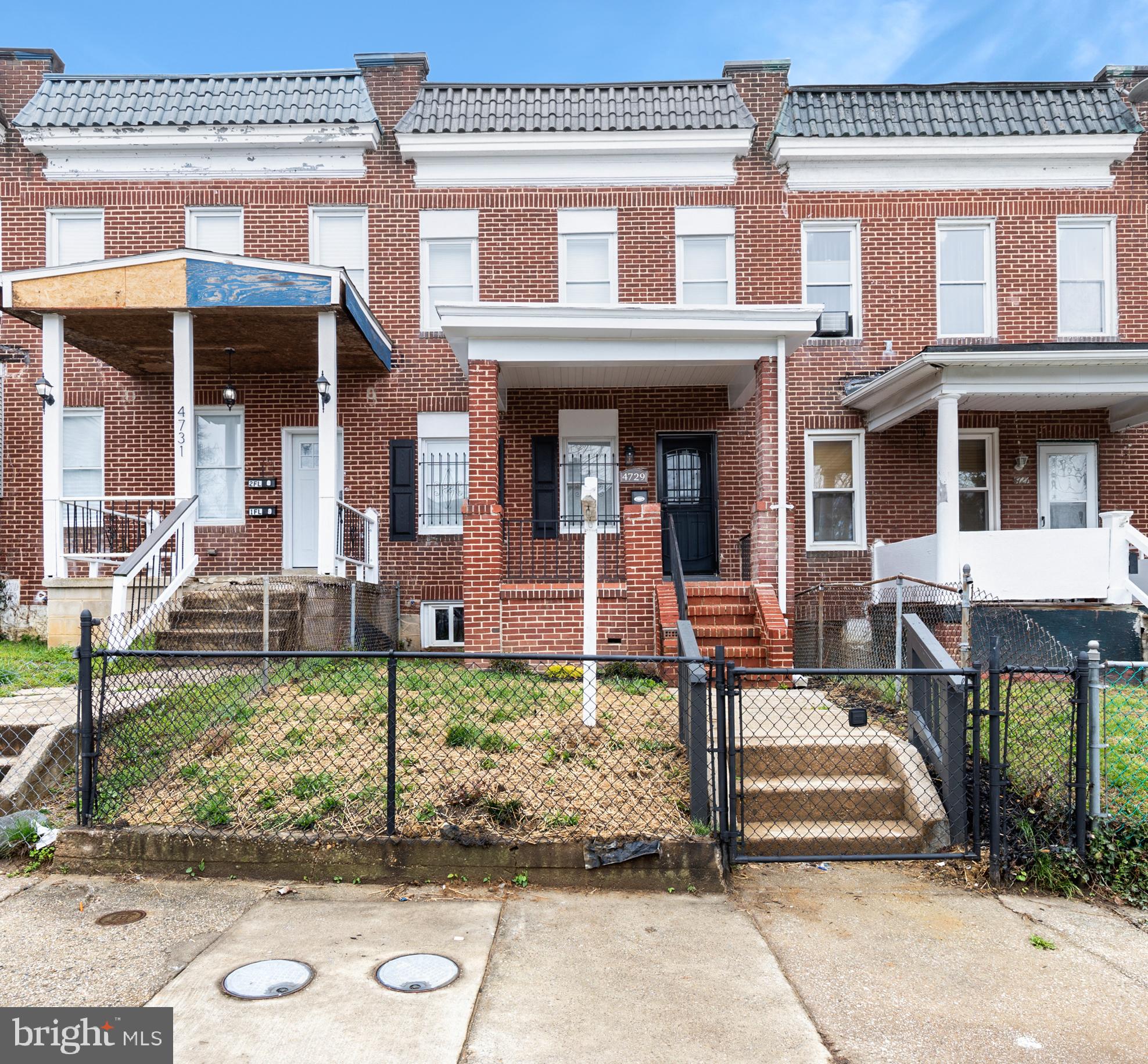 ALBEMARLE SQUARE - Residential