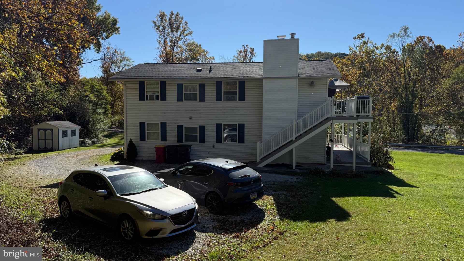746 COUNTRY CLUB TRL TRAIL