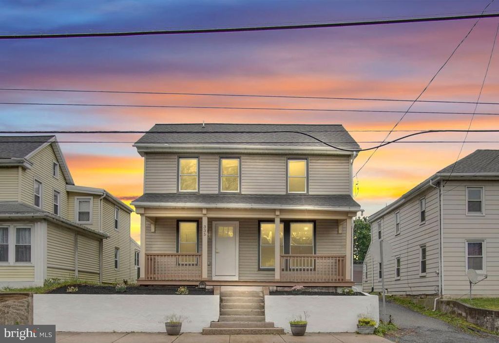 Photo of 335 N Market Street, ELIZABETHTOWN, PA 17022 (MLS # PALA2088764)