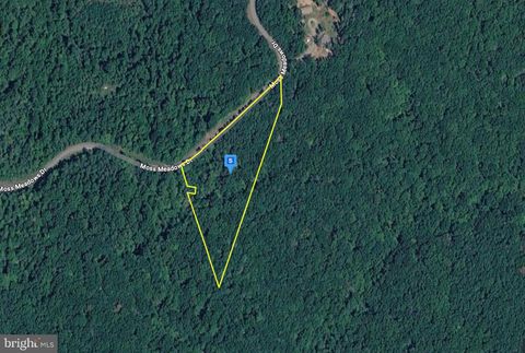 1991 MOSS MEADOWS DRIVE HUDDLESTON VA 24104