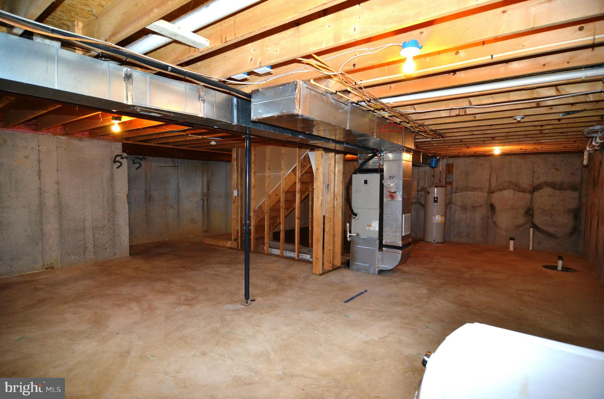 CHESAPEAKE RANCH ESTATES - Residential Lease