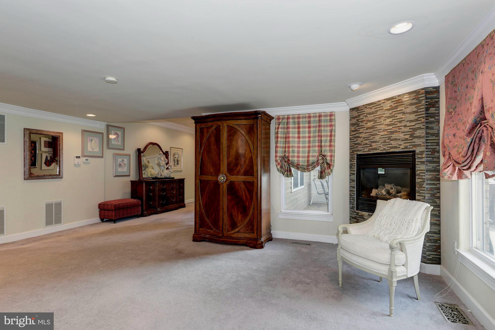 FAWCETT FARMS - Residential