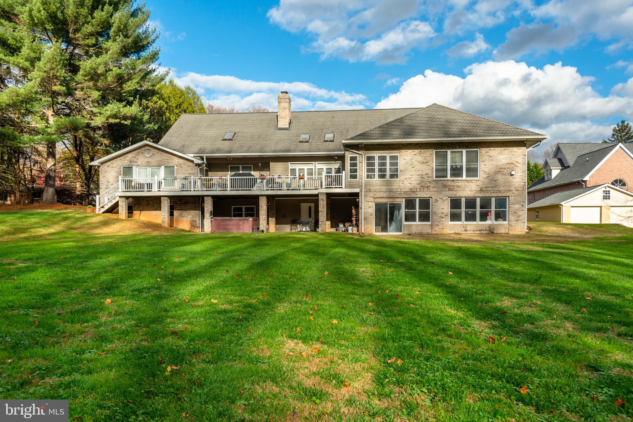 FAWCETT FARMS - Residential